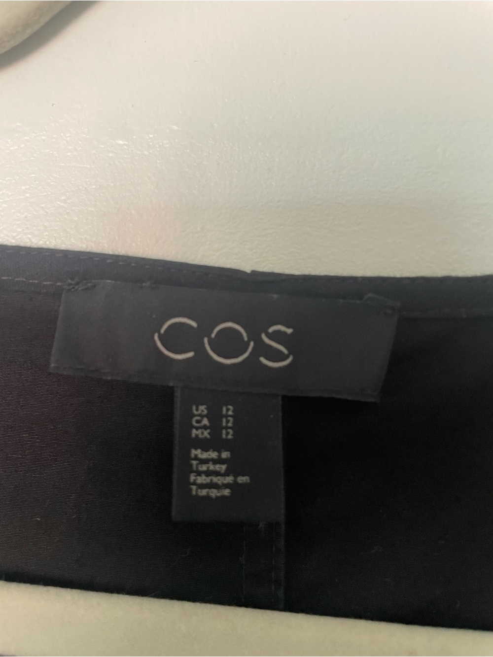 COS belted v neck midi poplin dress - Picture 4 of 5